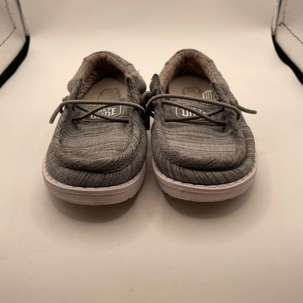 Hey Dude Wally boys Gray loafers Shoes size 6C